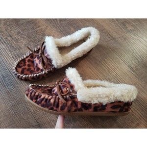 Womens 8 J Crew Cheetah Moccasin Slippers